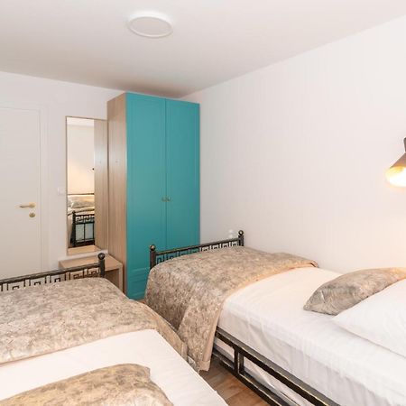 Ivka Makarska - Modern And Luxurious Oldtown Apartament מראה חיצוני תמונה