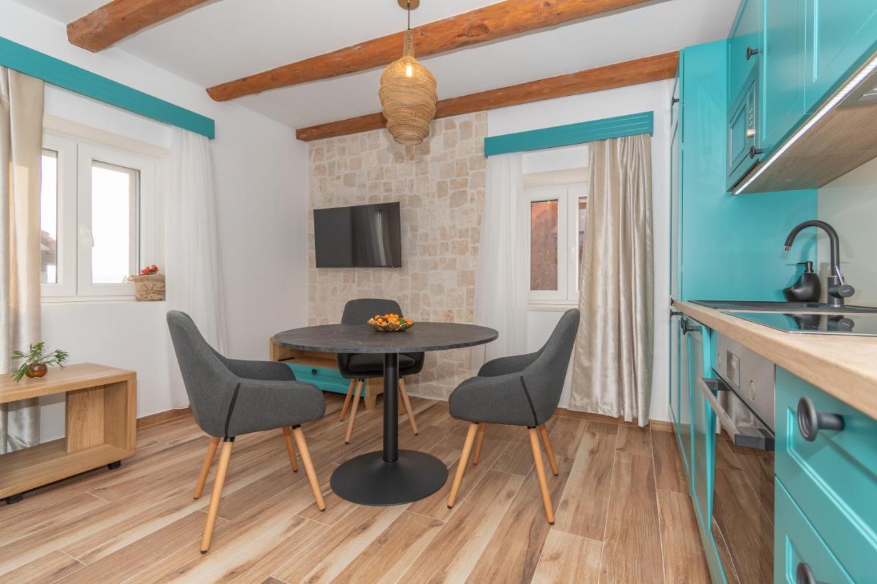 Ivka Makarska - Modern And Luxurious Oldtown Apartament מראה חיצוני תמונה